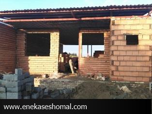 ساخت خانه برای خانواده دانش‌آموز توسط معلمان میاندورودی